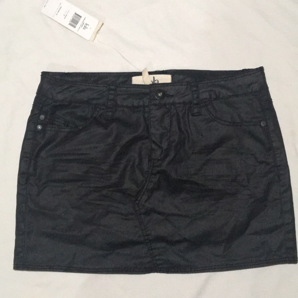 black leather mini skirt